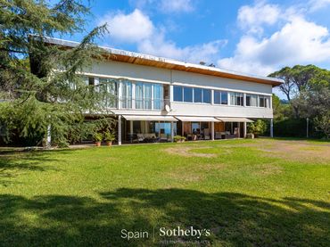 Casa amb piscina en venda a Cami vell de Montalt