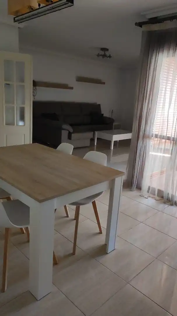 Comedor de Piso de alquiler en Málaga Capital con Aire acondicionado, Terraza y Amueblado