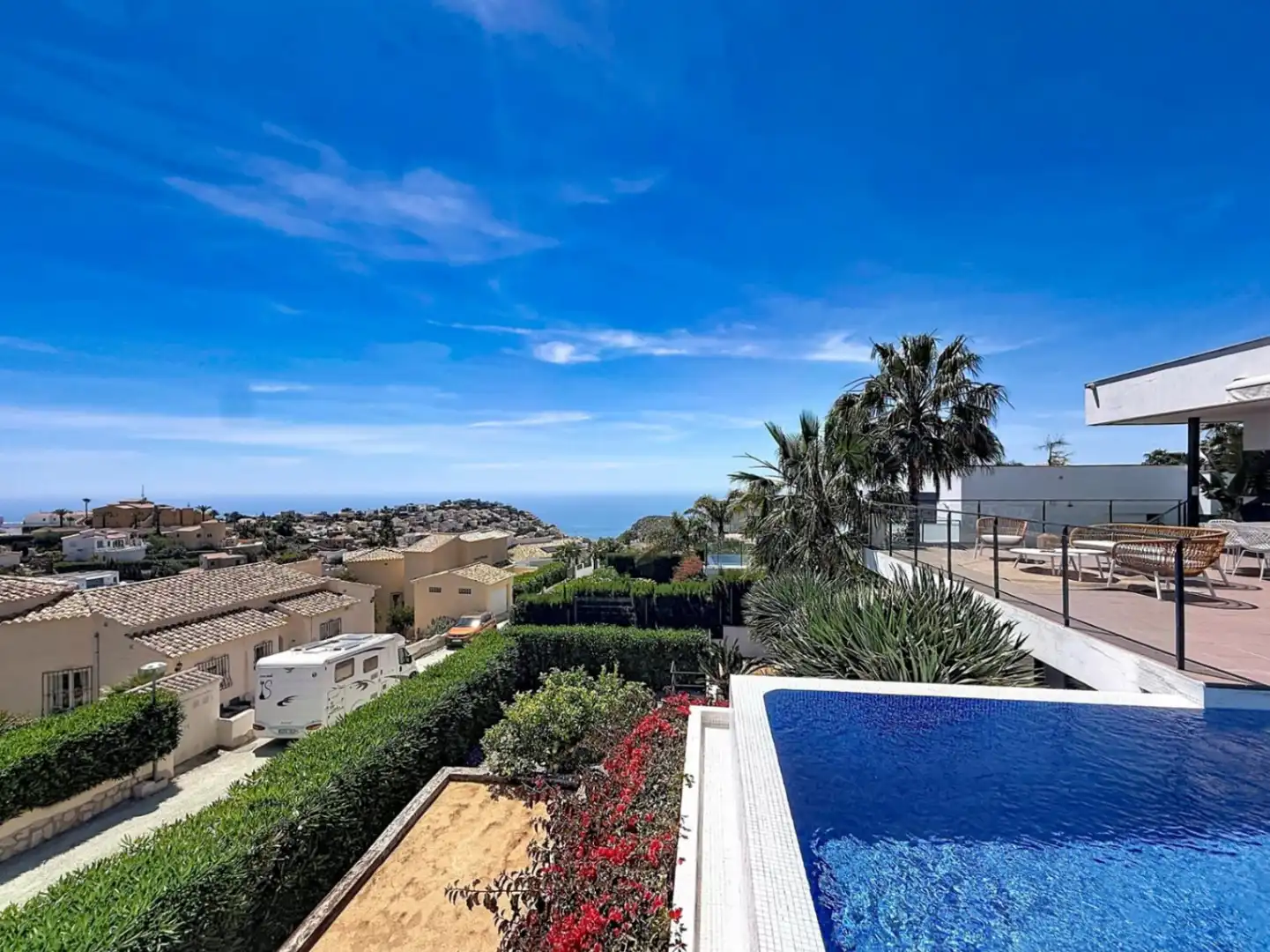 Vista exterior de Casa o chalet en venta en Benitachell / El Poble Nou de Benitatxell con Aire acondicionado, Calefacción y Jardín privado