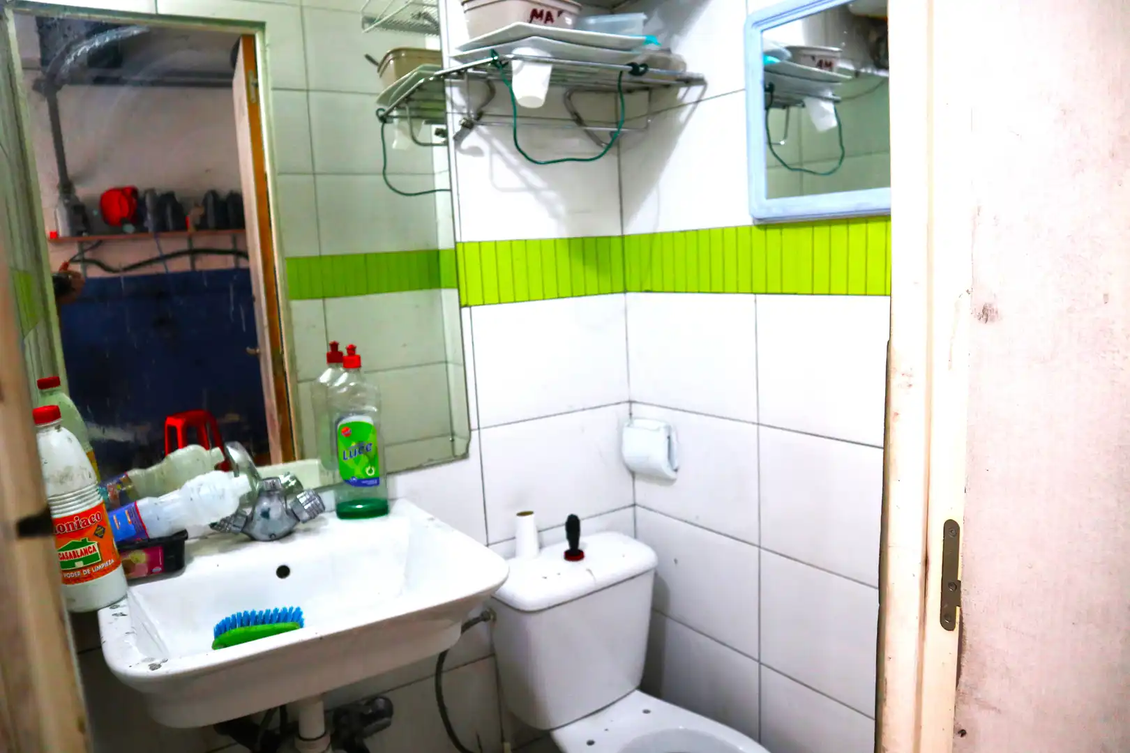 Badezimmer von Geschaftsraum zur Miete in Madrid mit Möbliert