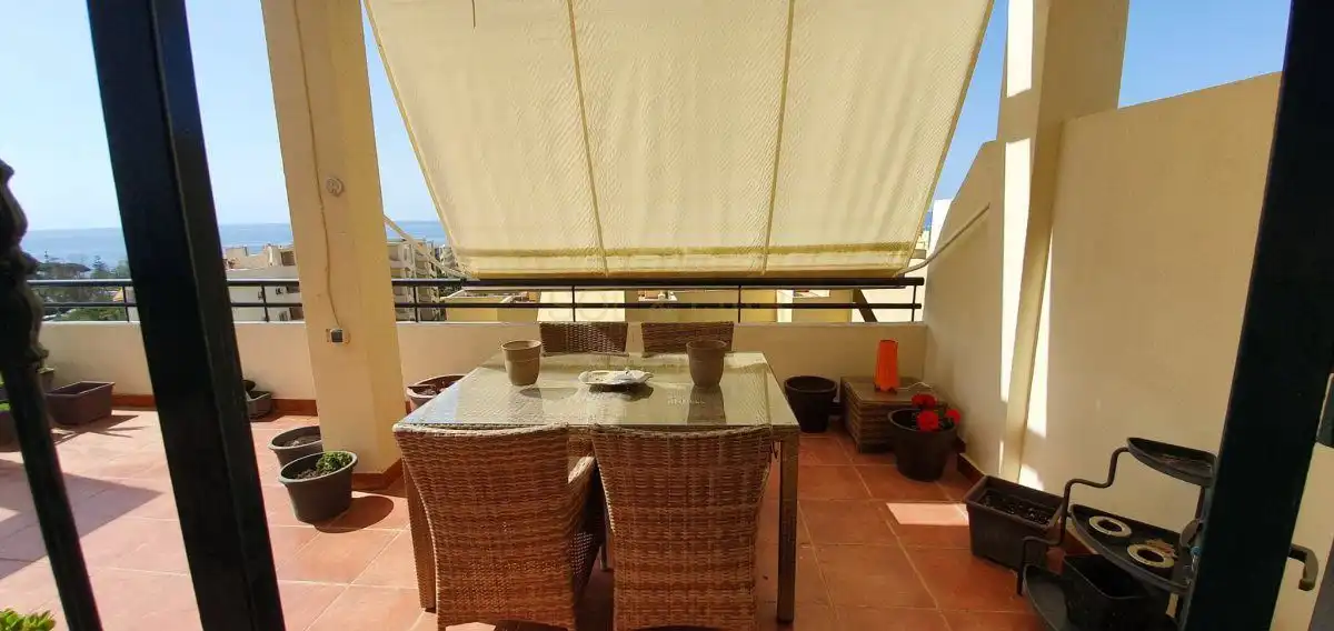 Terrasse von Dachboden zur Miete in Mijas mit Klimaanlage, Heizung und Terrasse