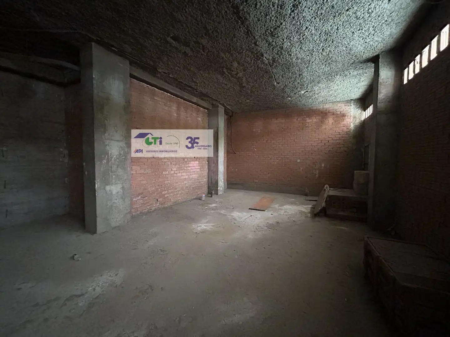 Geschaftsraum zur Miete in Zaragoza