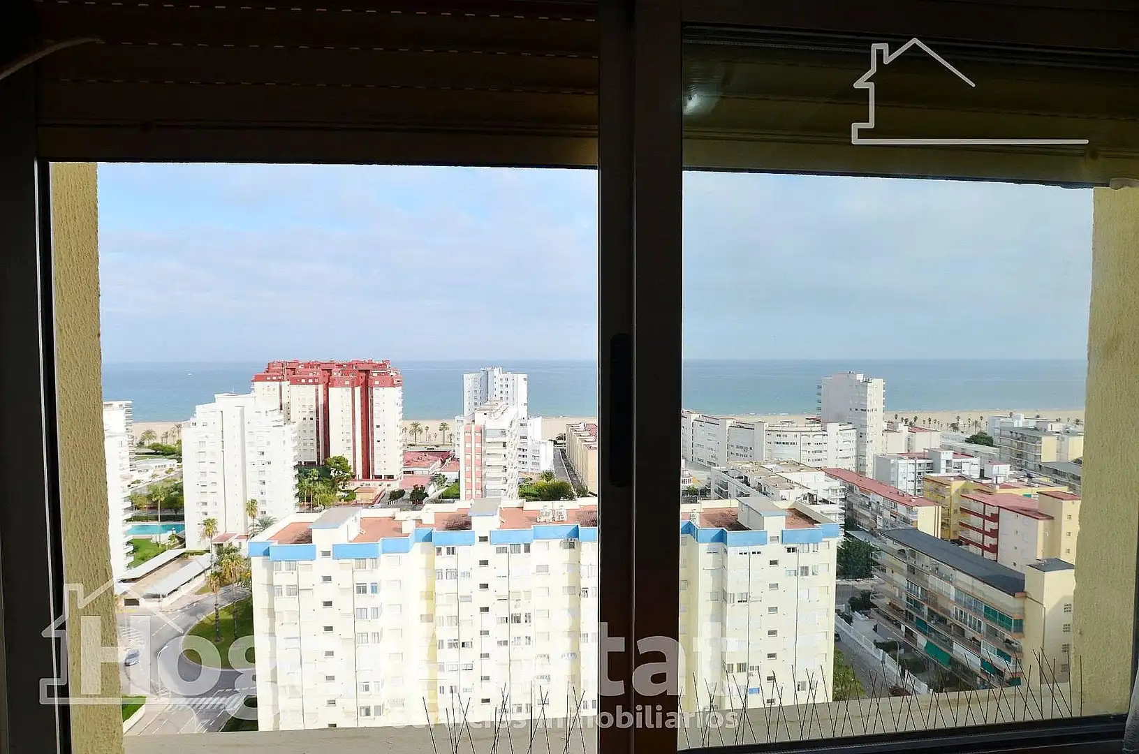 Schlafzimmer von Wohnung zum Verkauf in Gandia mit Klimaanlage, Privatgarten und Gemeinschaftspool