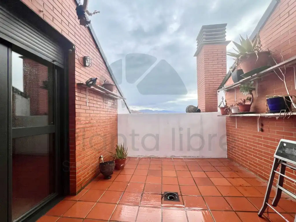 Exterior view of Duplexes for sale in Villamediana de Iregua  with Terrace and Swimming Pool