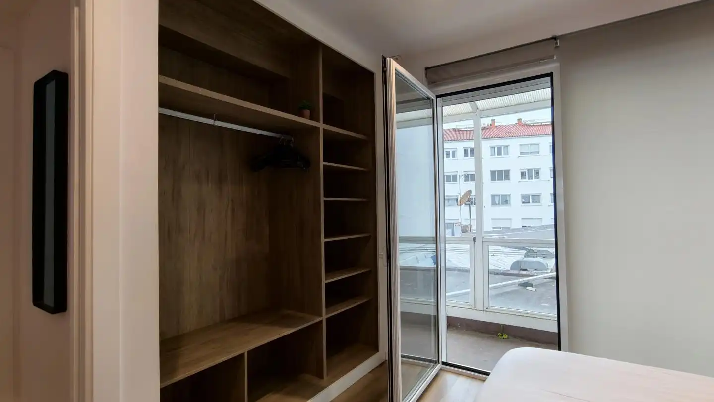 Schlafzimmer von Wohnung zum Verkauf in Santiago de Compostela  mit Heizung und Abstellraum