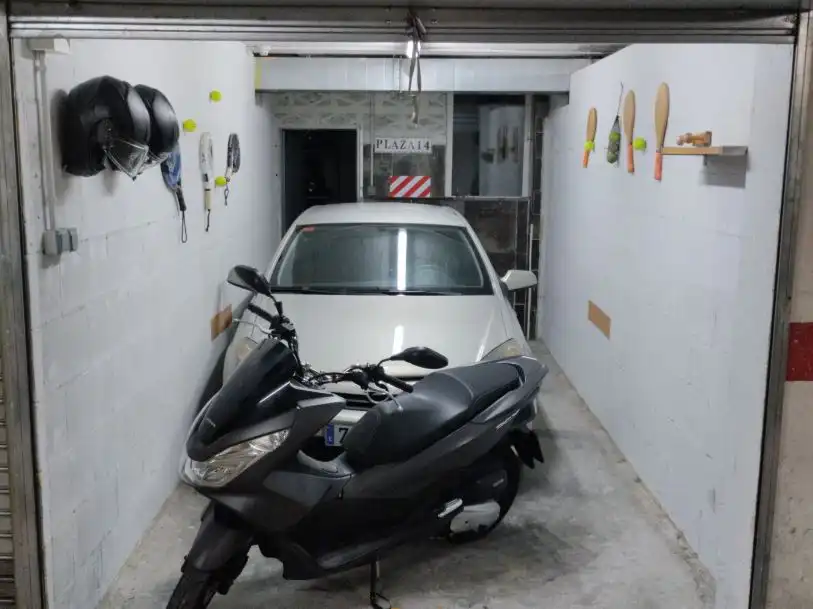 Aparcament en venda a Calle Corceño 5