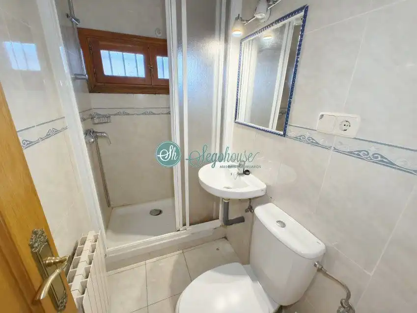 Baño de Piso en venta en Plaza Mayor - San Agustín