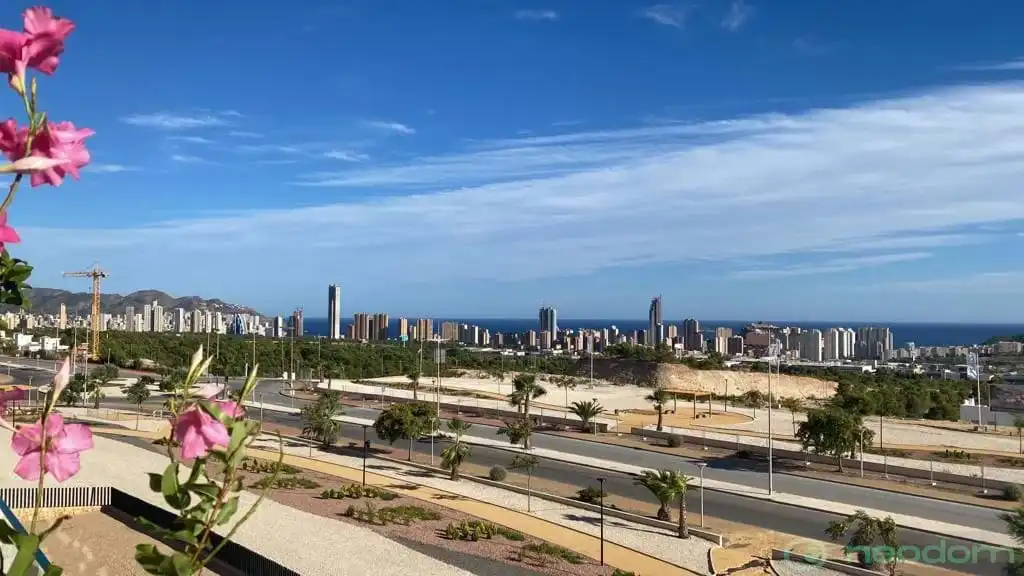 Vista exterior de Dúplex en venta en Finestrat con Aire acondicionado, Calefacción y Terraza
