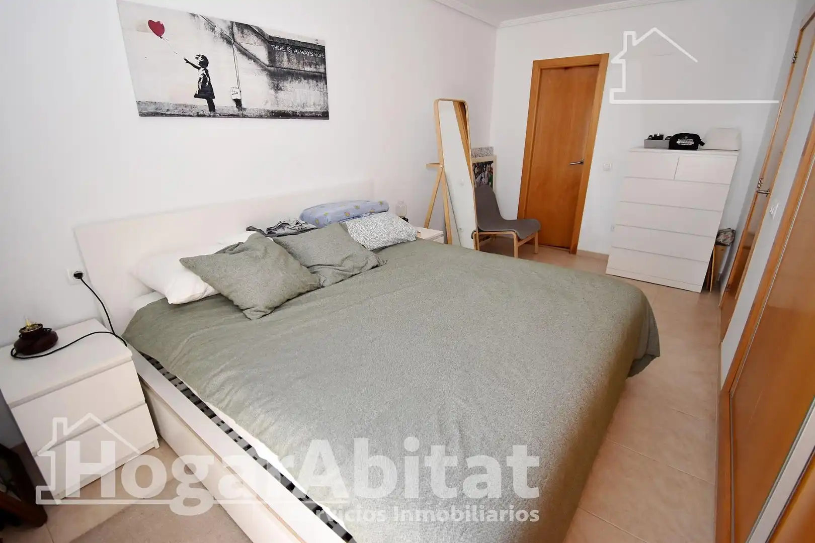 Schlafzimmer von Dachboden zum Verkauf in Burriana / Borriana mit Klimaanlage, Heizung und Terrasse