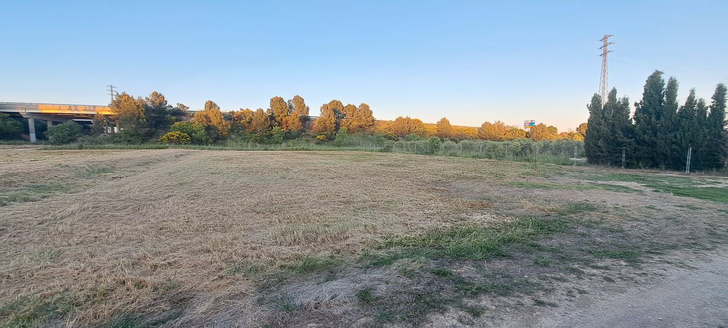 Finca rústica en venda en  Huesca Capital