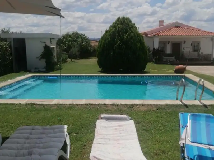 Piscina de Casa o chalet en venta en Torrecillas de la Tiesa, Cáceres