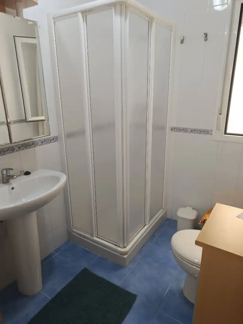 Baño de Piso en venta en Sanlúcar de Barrameda con Trastero y Amueblado