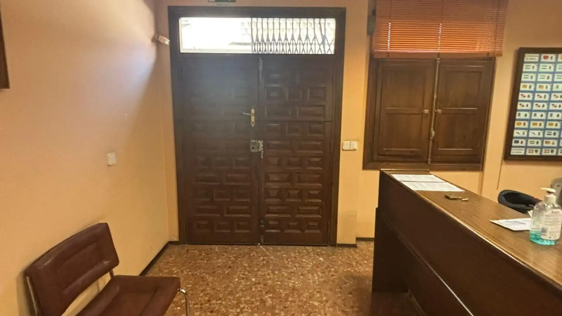 Premises for sale in Torrent