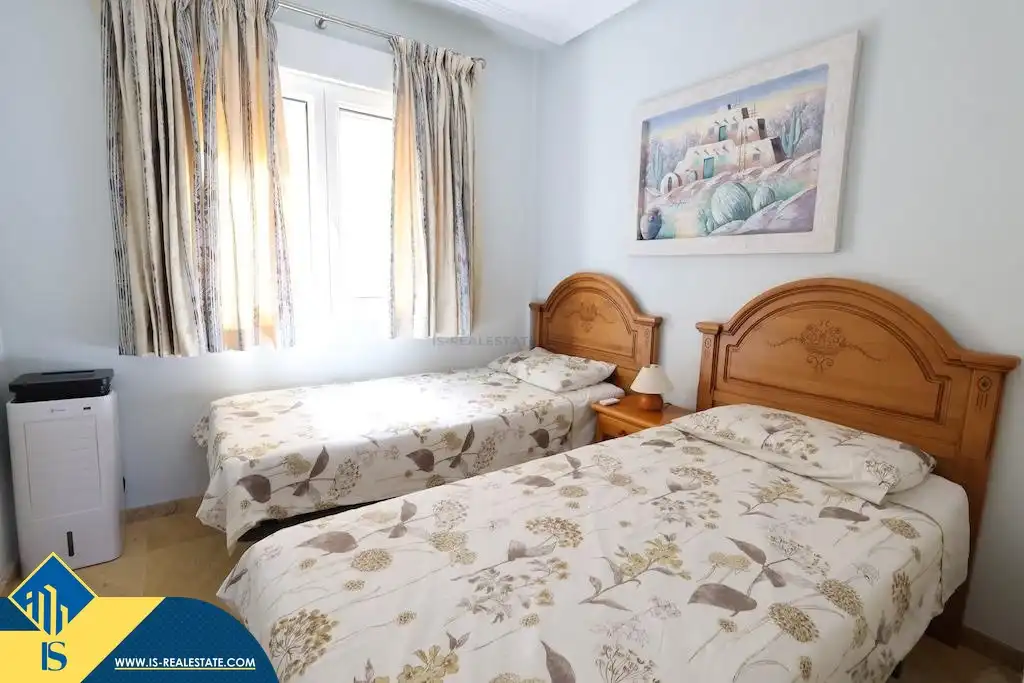 Schlafzimmer von Wohnung zur Miete in Orihuela mit Klimaanlage, Terrasse und Möbliert