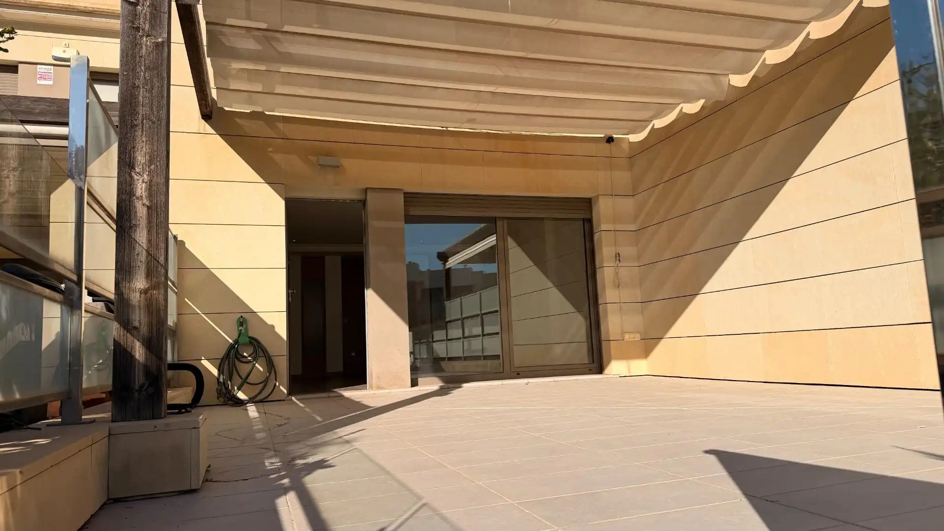 Exterior view of Detached homes for sale in Elche / Elx  with Air Conditioner, Private garden and Terrace