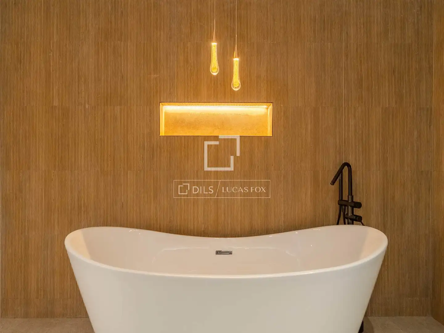 Bathroom of Houses for sale in Torrent  with Air Conditioner, Private garden and Terrace