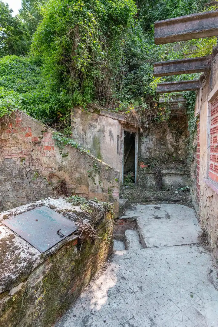 Exterior view of Buildings for sale in Aller