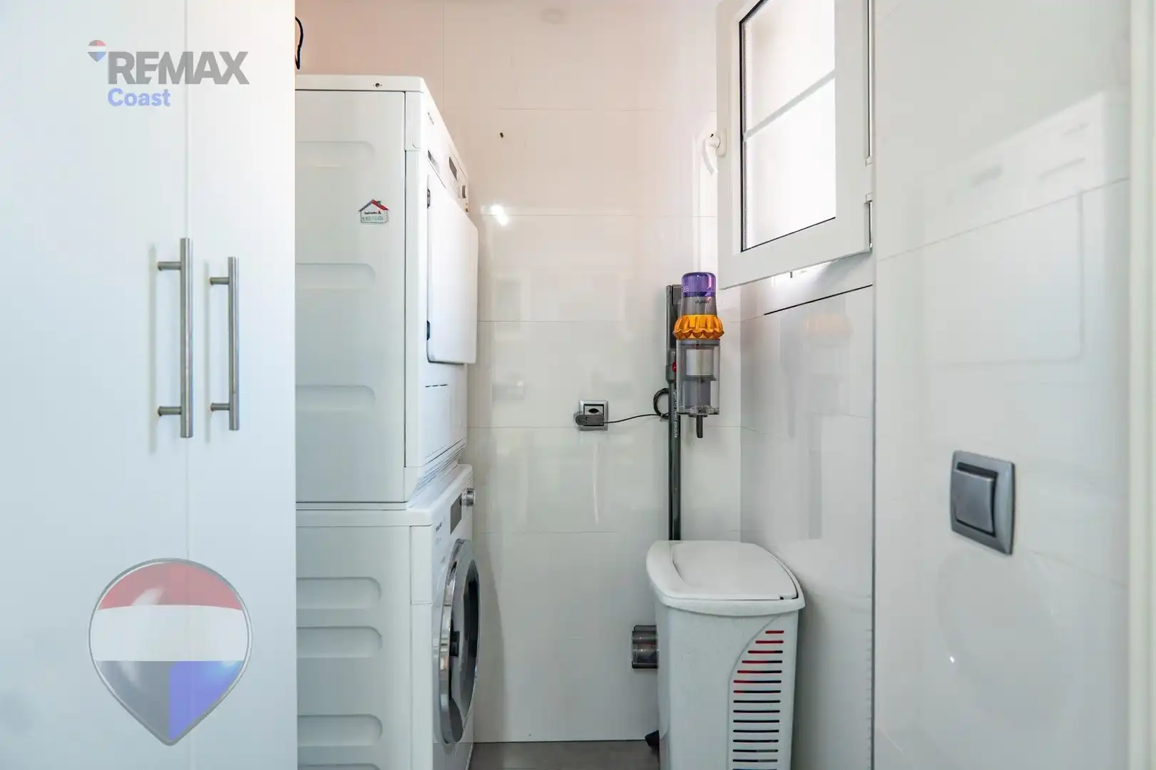 Badezimmer von Einfamilien-Reihenhaus zum Verkauf in Torremolinos mit Klimaanlage, Heizung und Terrasse