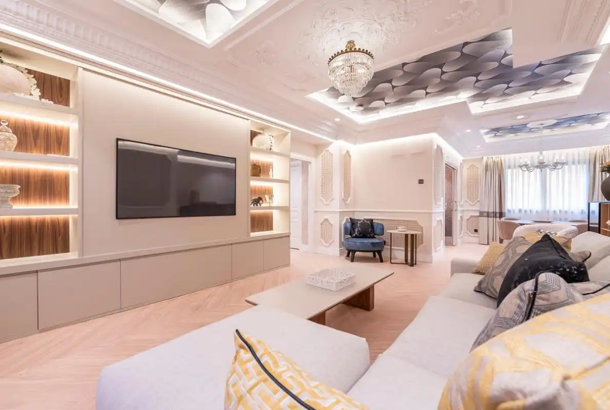 Flat with lift for sale in C. de Guzmán el Bueno, imagen 6