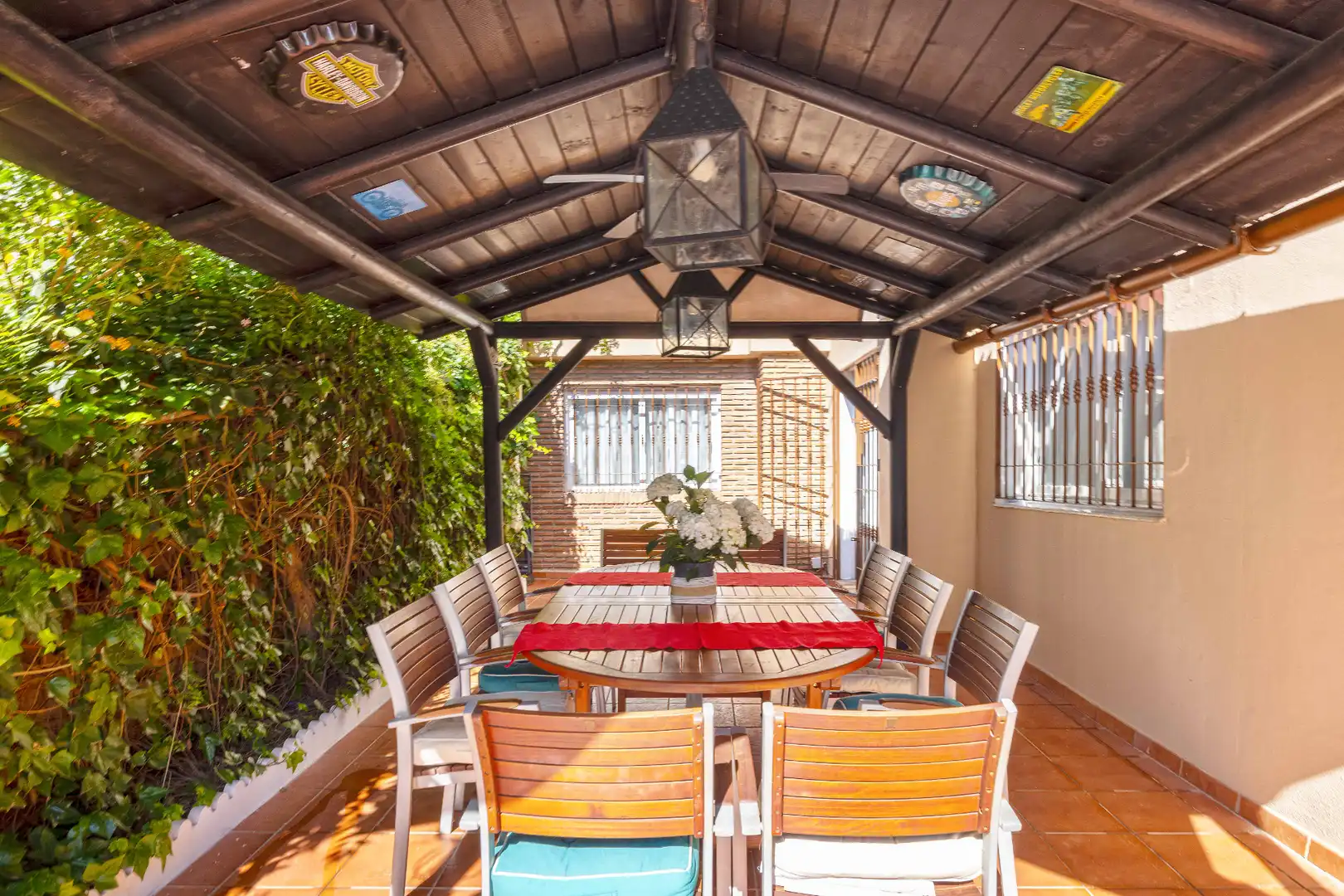Terrassa de Casa o xalet en venda en Málaga amb Aire condicionat, Calefacció i Jardí privat