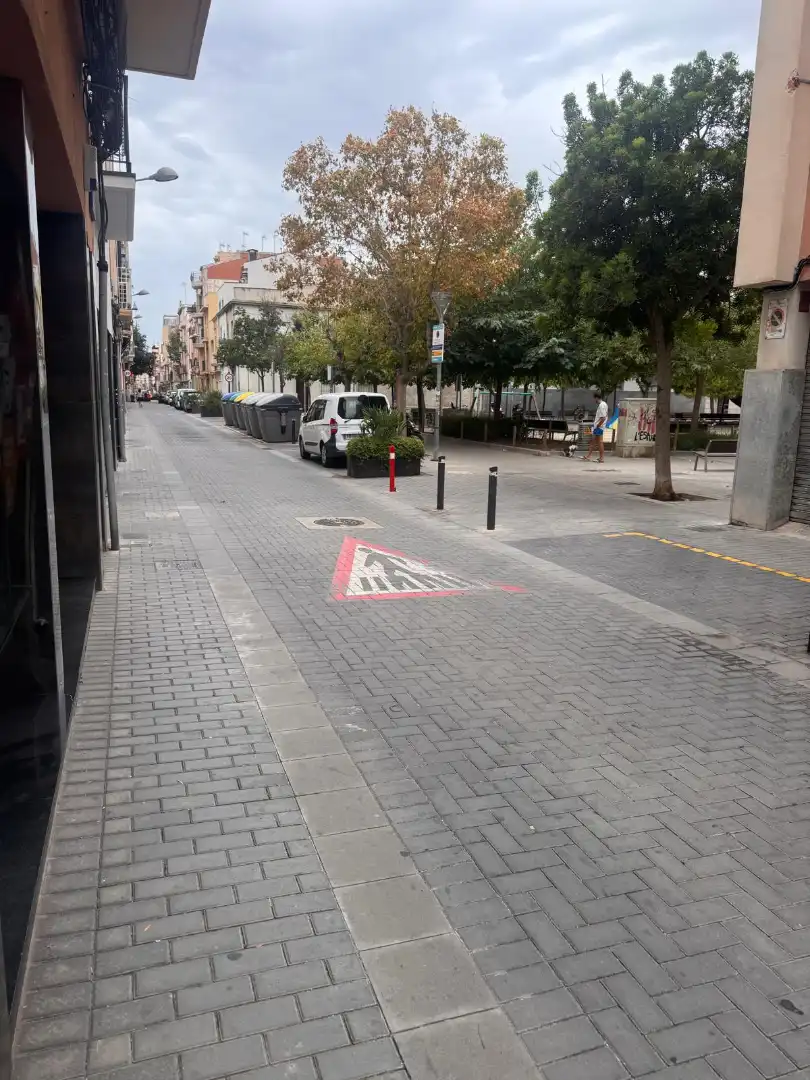 Vista exterior de Local de alquiler en Badalona con Aire acondicionado y Calefacción