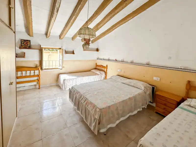 Bedroom of Houses for sale in Borrassà  with Air Conditioner, Heating and Terrace
