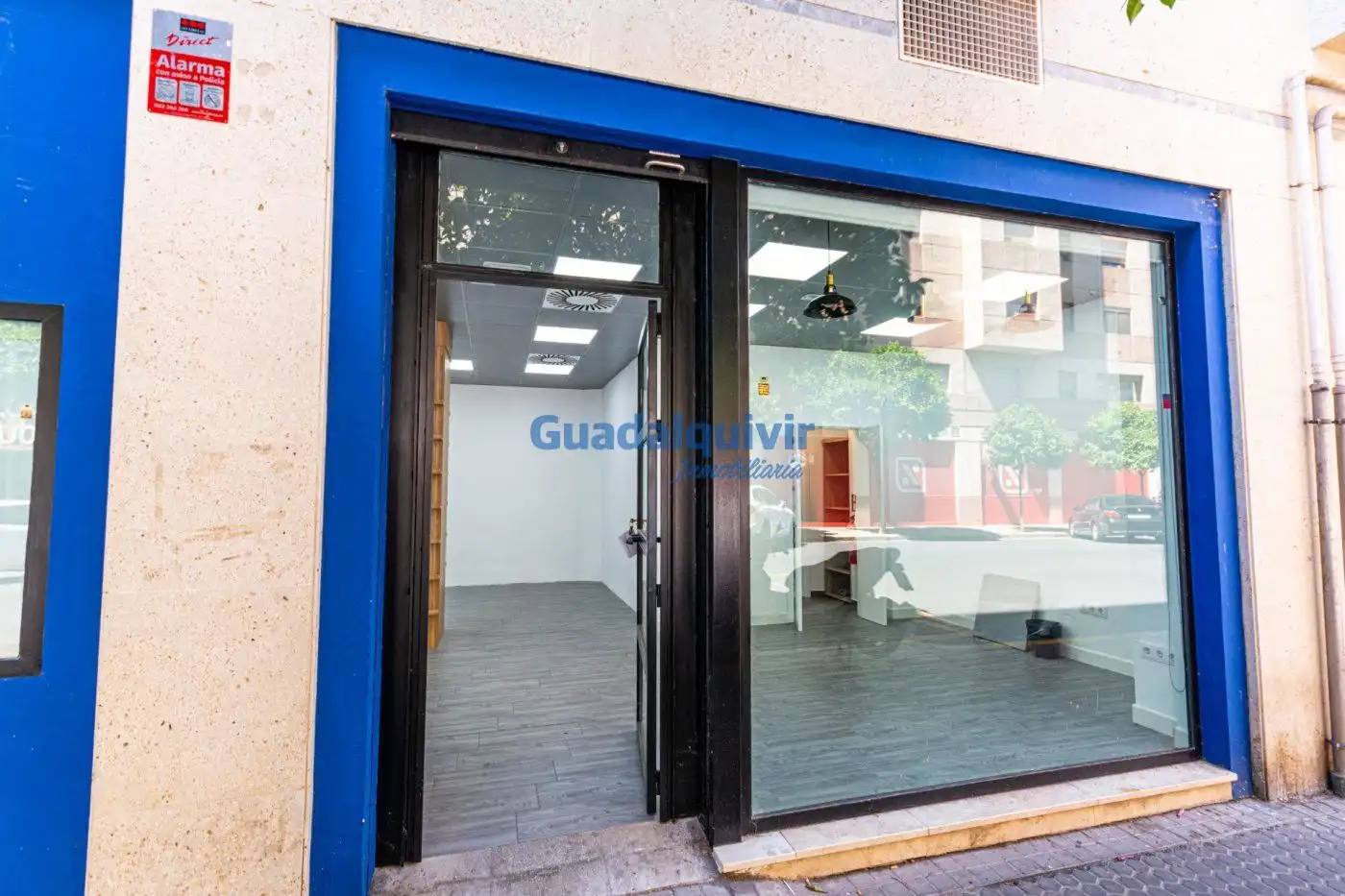 Local de lloguer en Sevilla amb Aire condicionat
