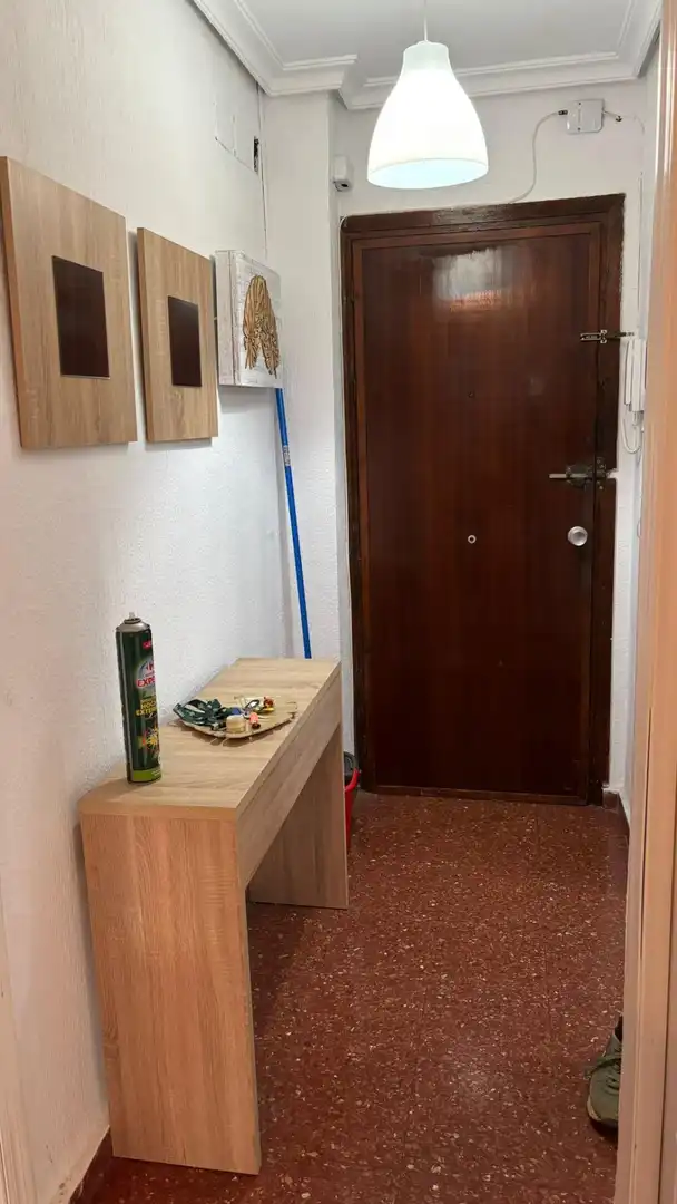 Flat for sale in Sevilla  with Air Conditioner, Private garden and Furnished