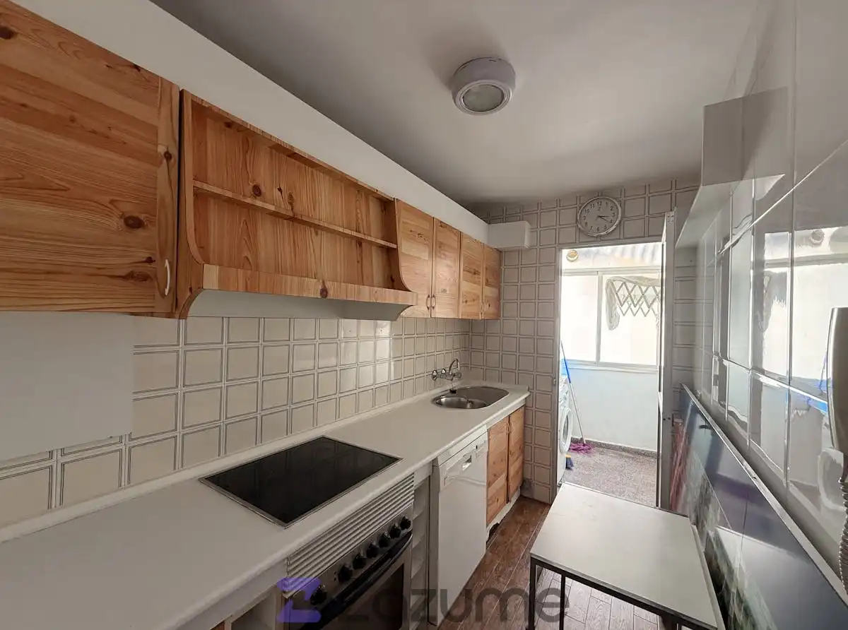 Flat with terrace to rent in C. Vara de Rey, imagen 12