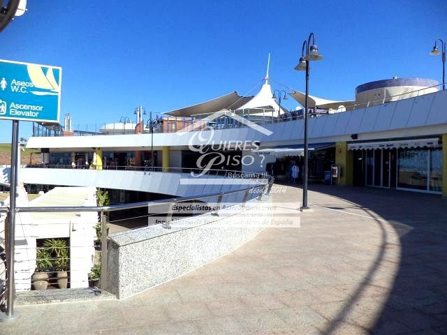 Vista exterior de Local en venda en San Bartolomé de Tirajana