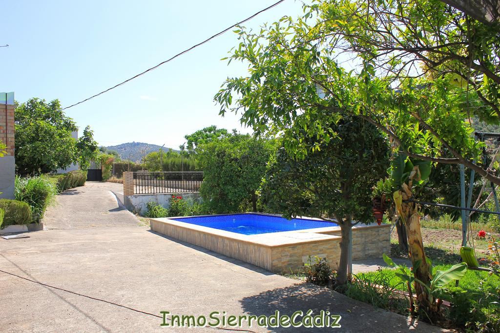 Swimming pool of Country house for sale in Algodonales  with Air Conditioner, Heating and Private garden