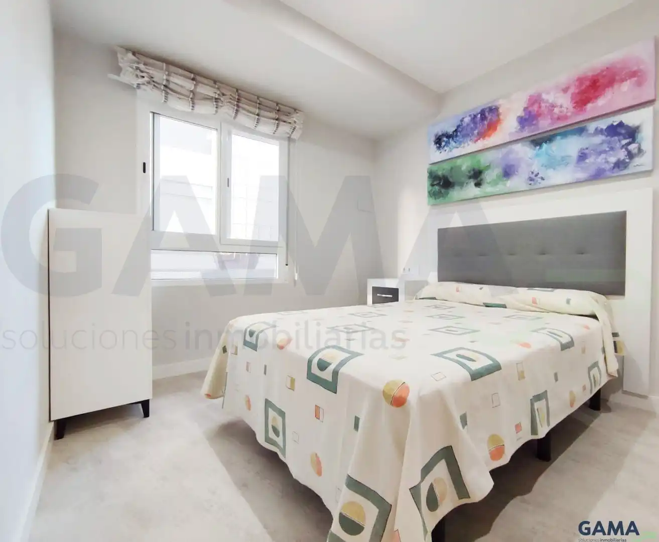 Dormitori de Apartament de lloguer en Alzira amb Aire condicionat i Moblat