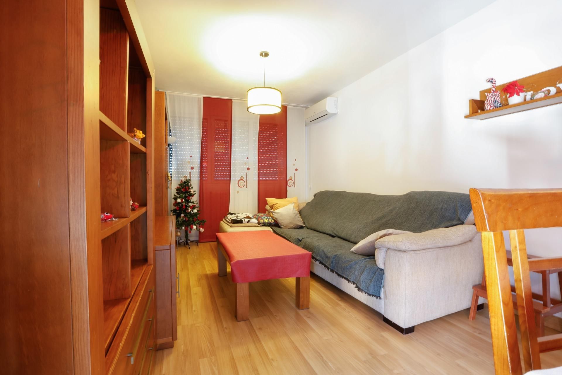 Living room of Flat for sale in Valdemoro  with Air Conditioner, Heating and Community pool