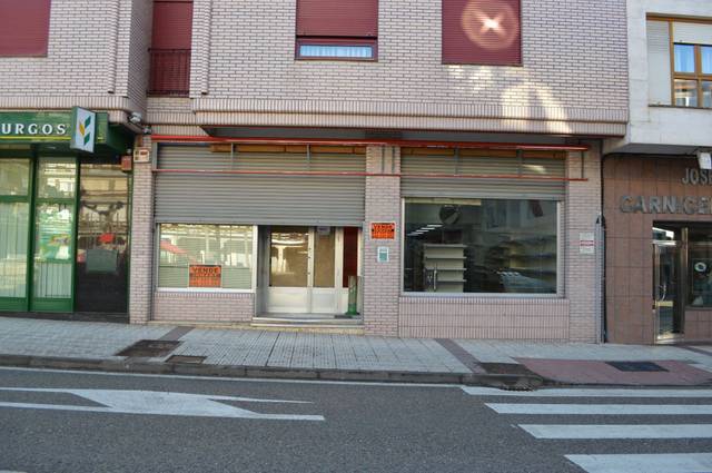Local comercial en Venta en Trespaderne
