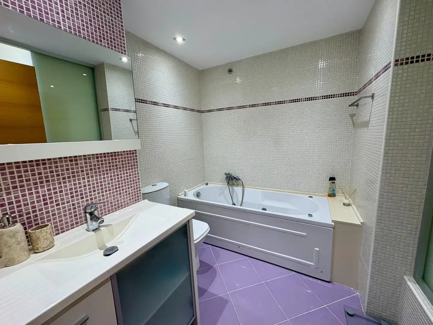 Badezimmer von Wohnung zur Miete in Silla mit Möbliert und Balkon