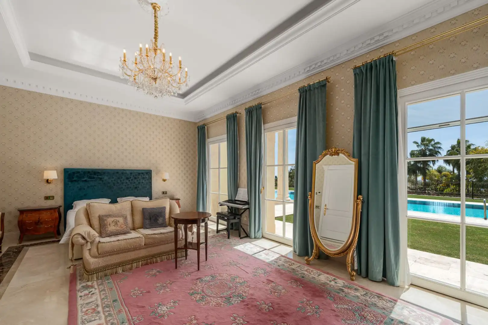 Habitación de Casa o chalet en venta en Marbella con Aire acondicionado, Calefacción y Jardín privado