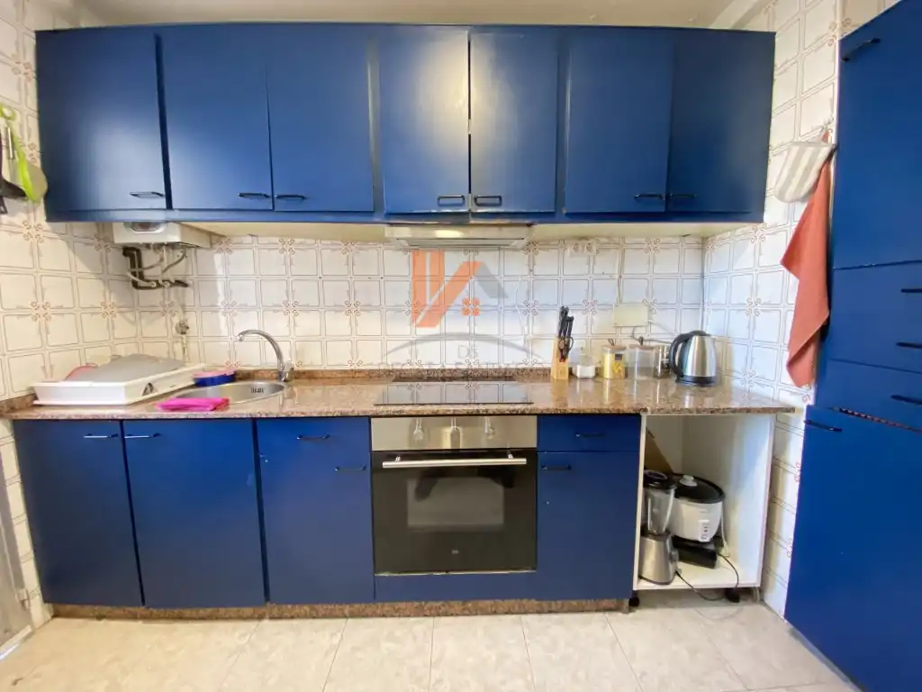Cocina de Piso en venta en Santiago de Compostela  con Amueblado y Horno
