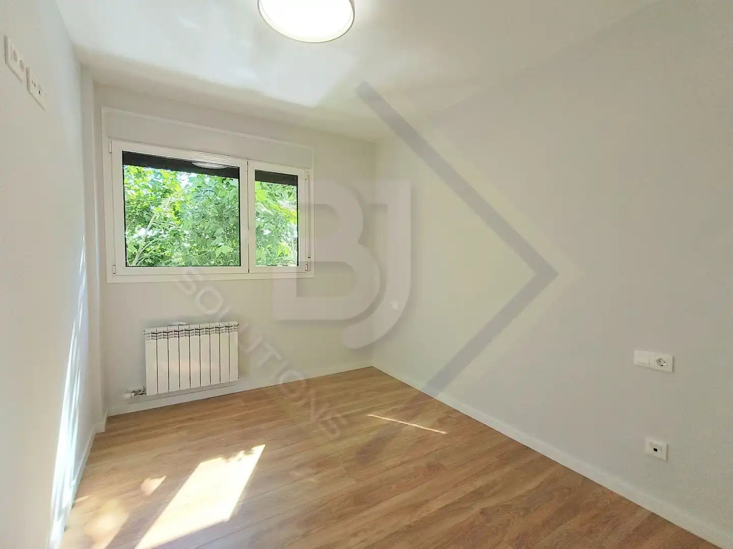Habitación de Piso de alquiler en Mataró con Aire acondicionado, Calefacción y Parquet