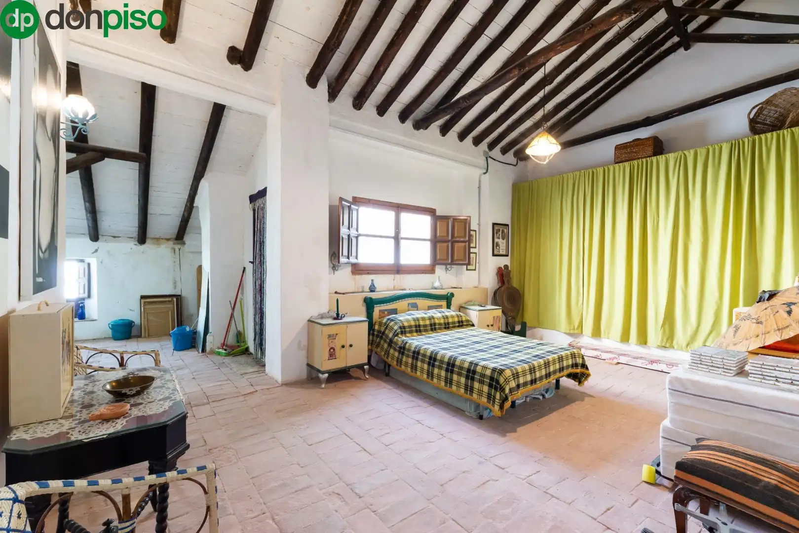 Dormitori de Finca rústica en venda en Pinos Puente amb Jardí privat, Terrassa i Traster