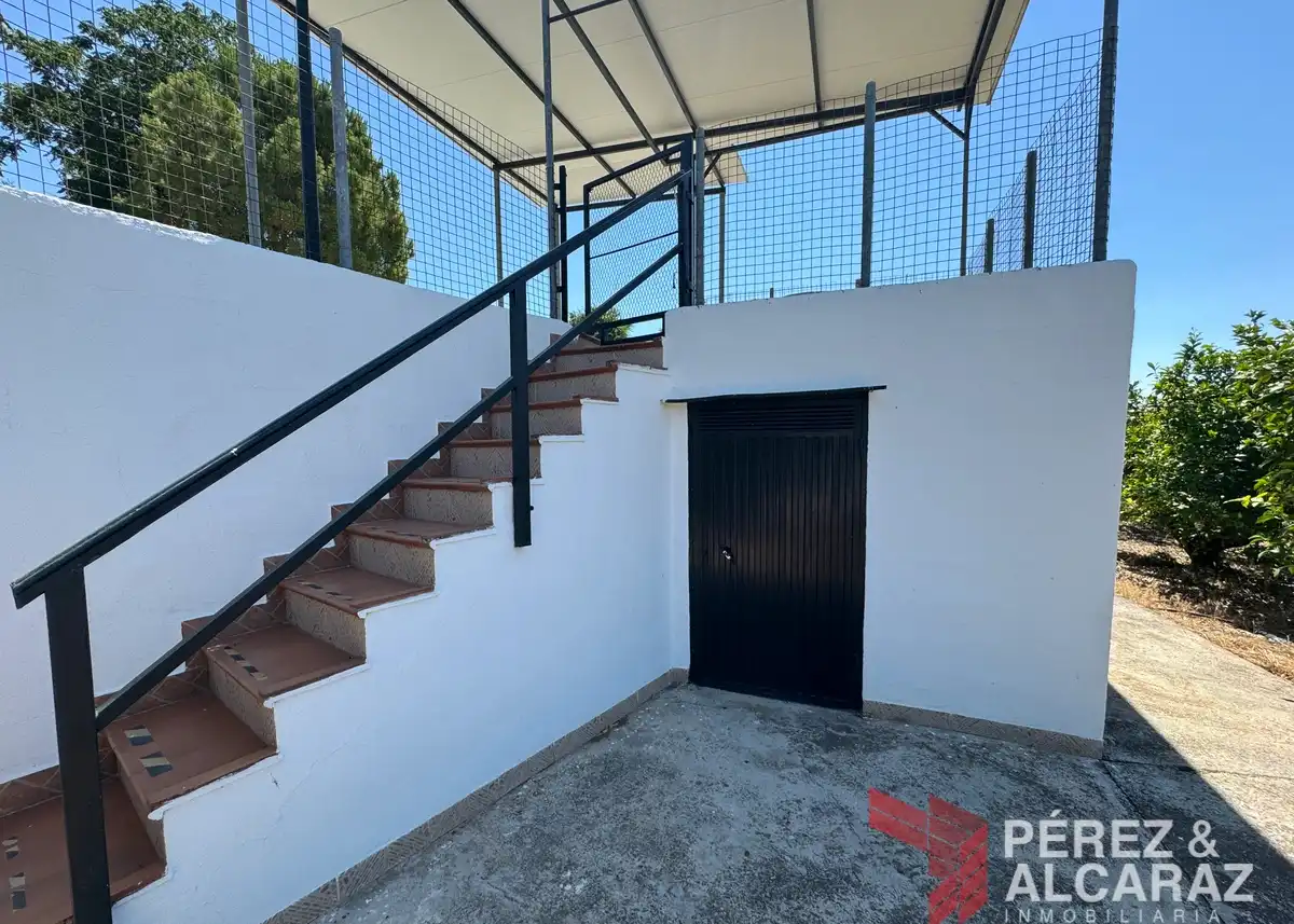 Terreno rústico en venta en Calle Chalets la Algaba 4, imagen 8