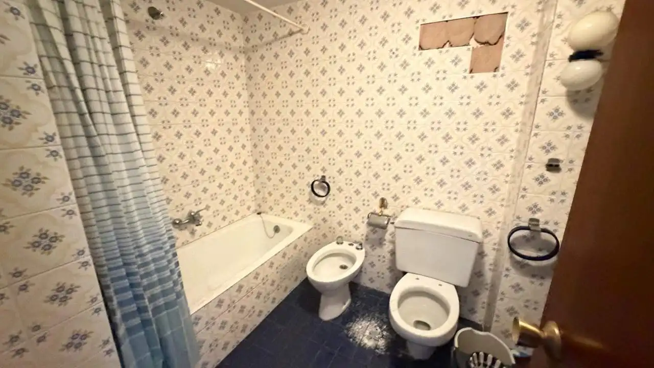 Bathroom of Flat for sale in Gandia