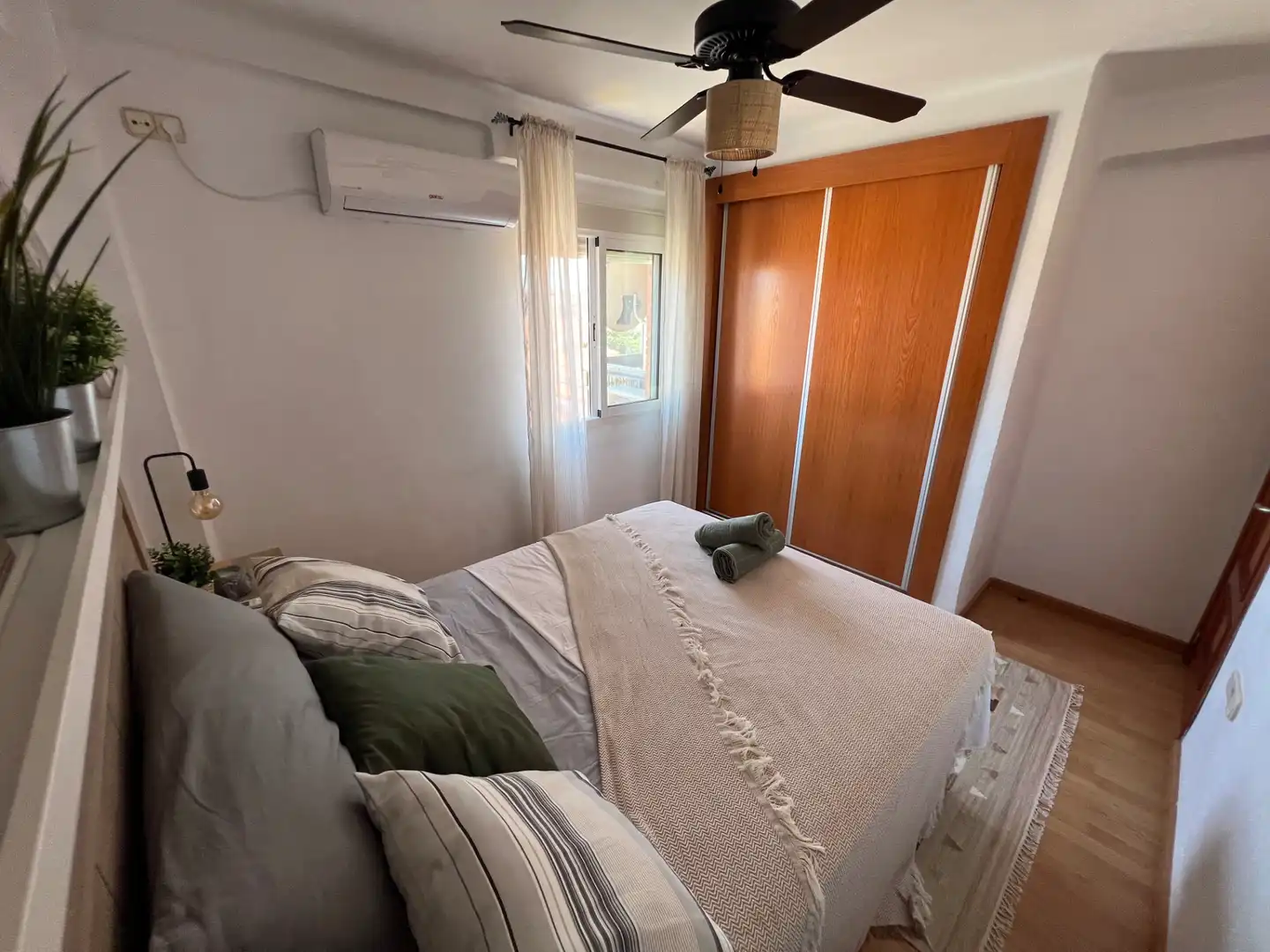 Flat for rent in Calle Héroe de Sostoa, 194, La Luz - El Torcal
