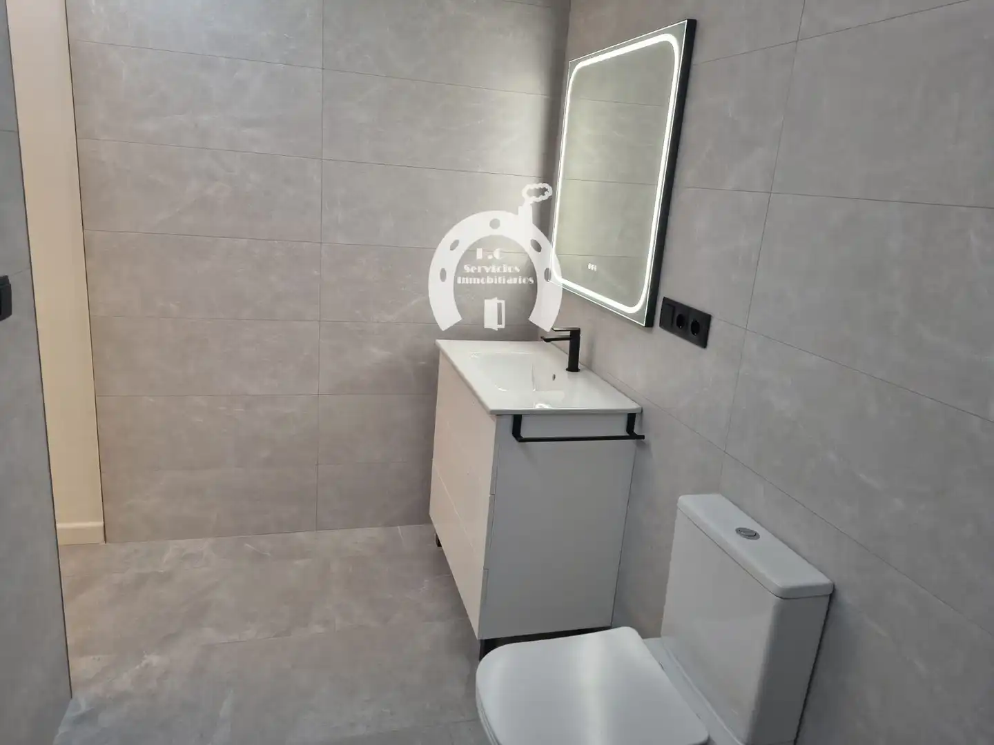 Badezimmer von Haus oder Chalet zum Verkauf in Elche / Elx mit Klimaanlage