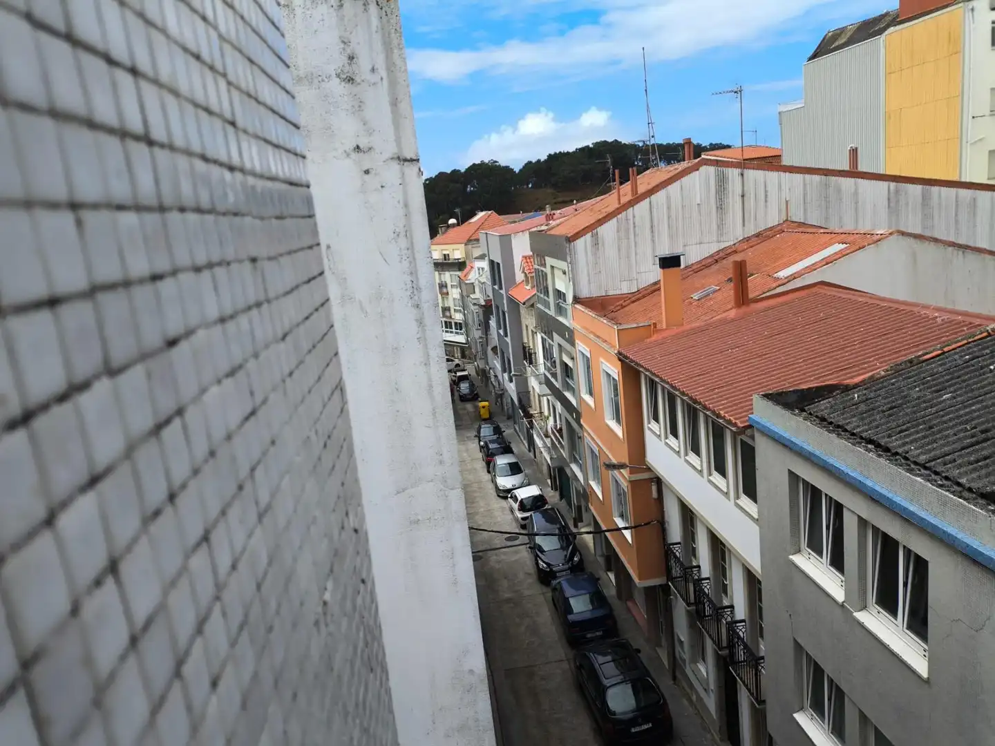 Vista exterior de Piso en venta en Ponteceso con Amueblado y Balcón