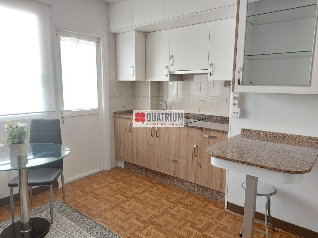 Kitchen of Flat to rent in Santiago de Compostela   with Furnished
