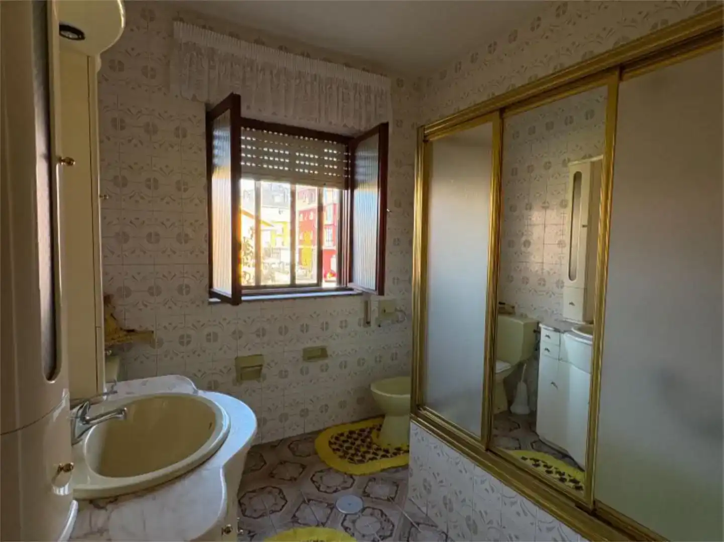 Baño de Piso en venta en Ribadeo con Jardín privado, Parquet y Trastero