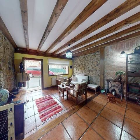 Casa adosada en Venta en Barrio San Vicente del Monte, 31 en Valdáliga