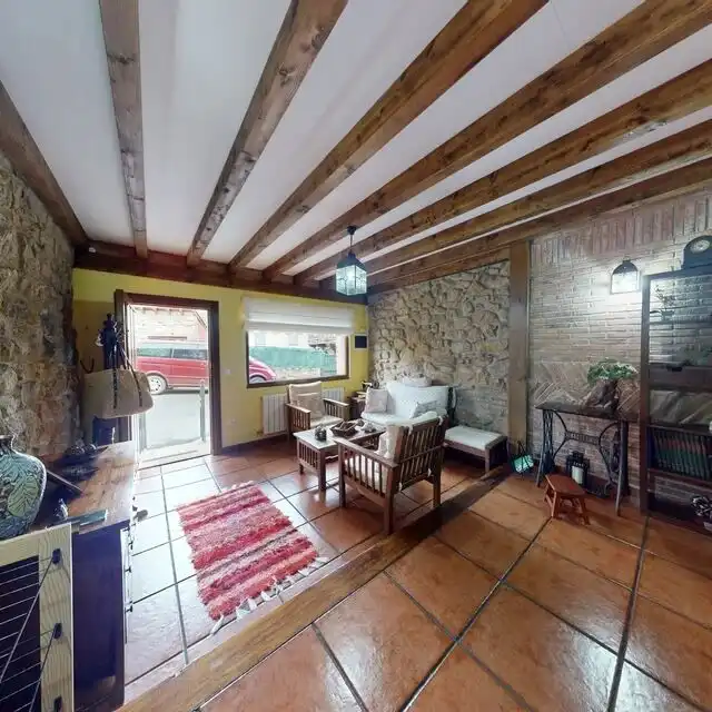 Sala de estar de Casa adosada en venta en Valdáliga con Calefacción, Trastero y Amueblado