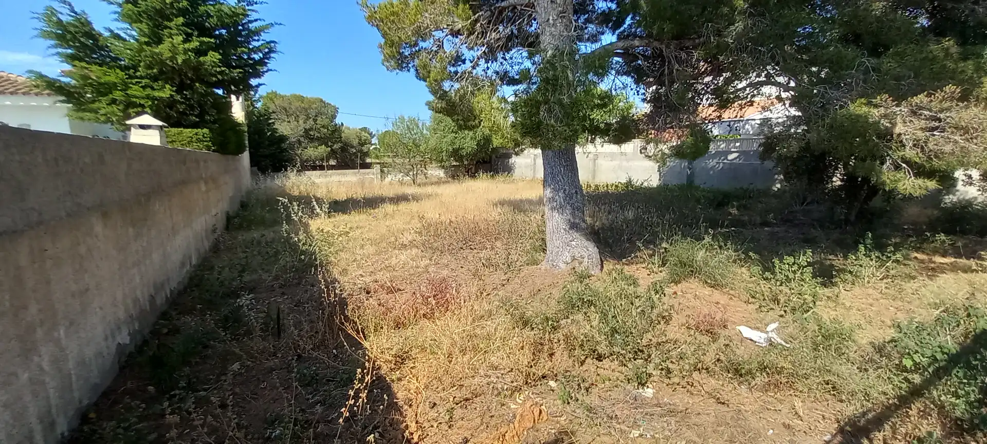 Terreno residencial en venta en Miami Platja