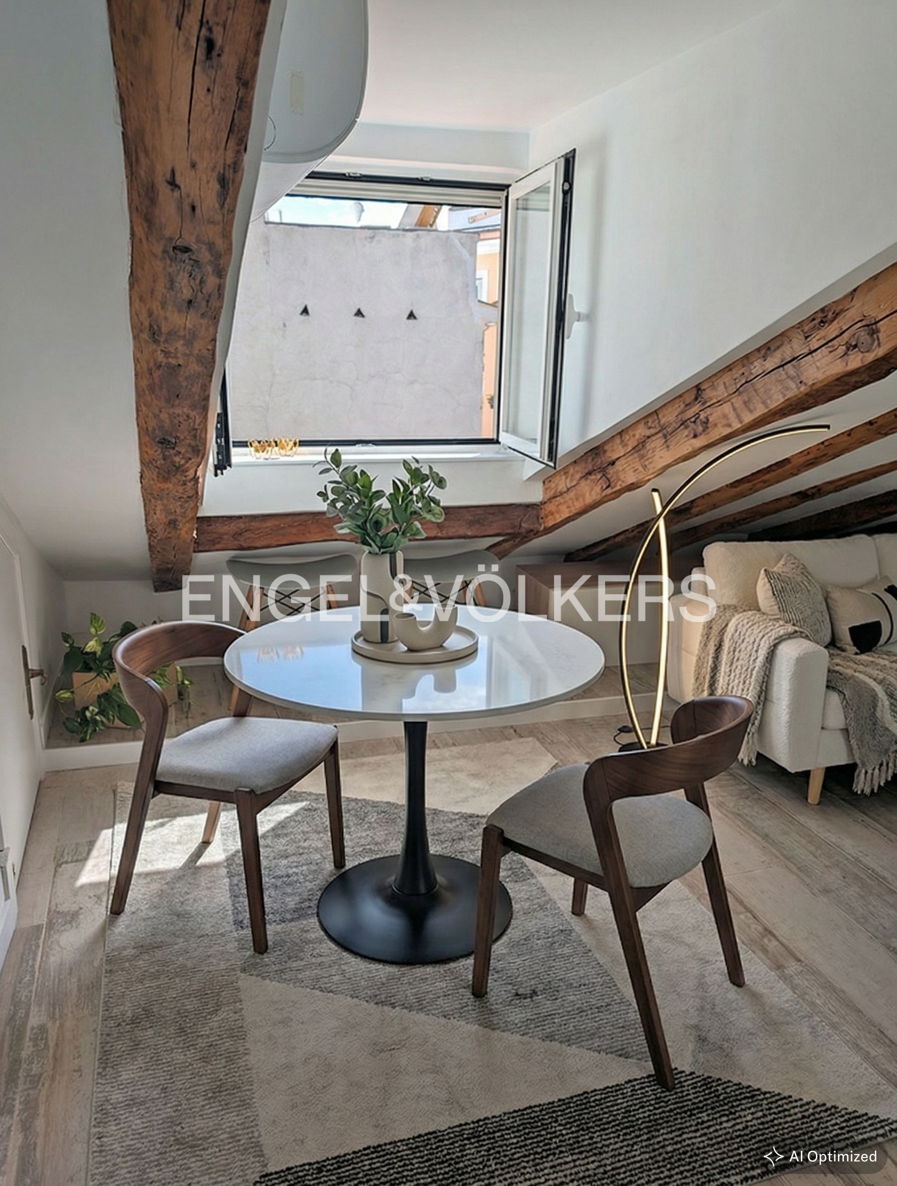 Menjador de Apartament en venda en  Madrid Capital amb Calefacció